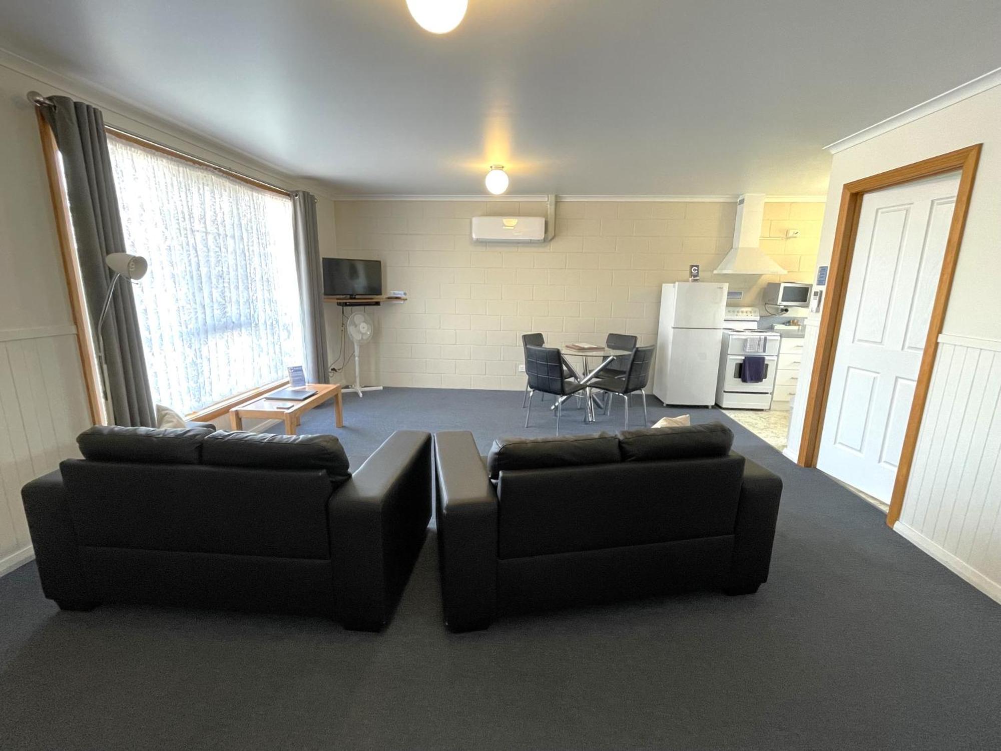 Castaway Holiday Apartments Стран Екстериор снимка