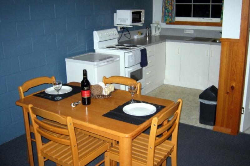 Castaway Holiday Apartments Стран Екстериор снимка