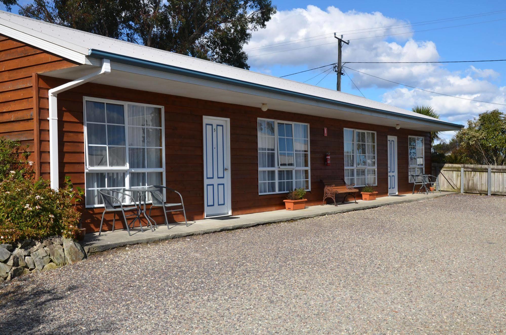 Castaway Holiday Apartments Стран Екстериор снимка